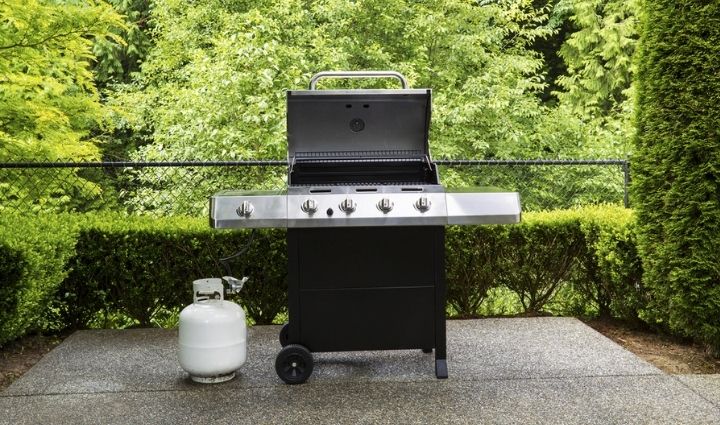 Natural Gas Grill vs Propane: Battle of the Grill Fuels